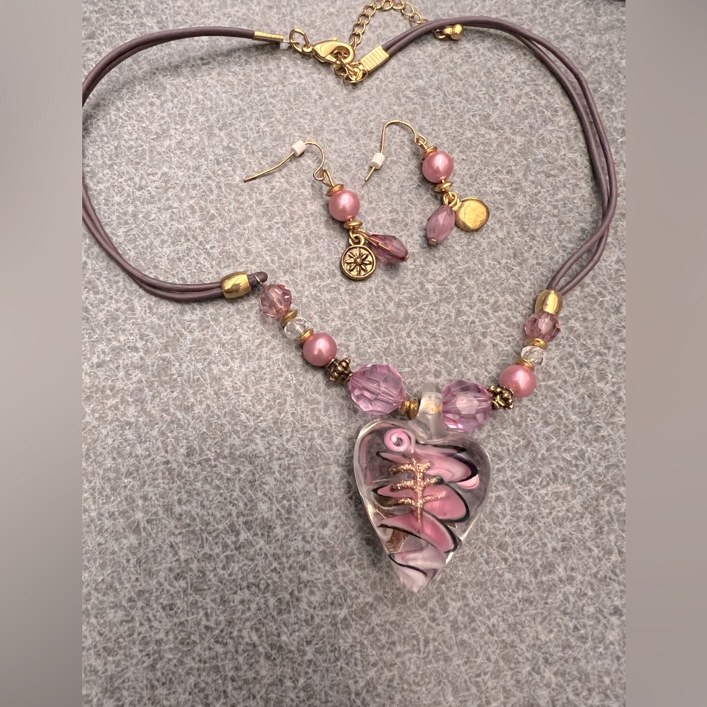 Pink heart necklace with earrings